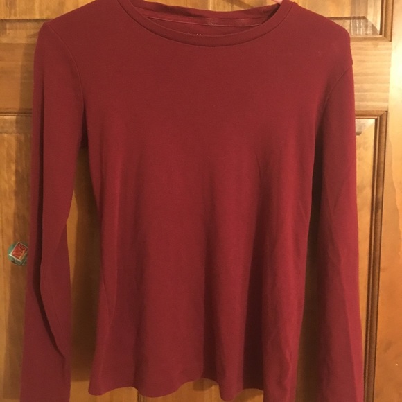 Red fitted long sleeve shirt - Picture 1 of 3